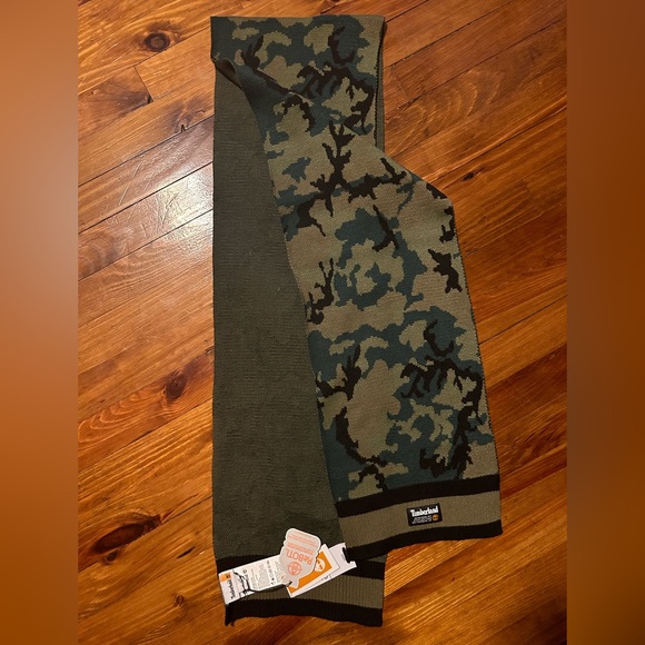 Timberland Camouflage Scarf - Picture 1 of 3